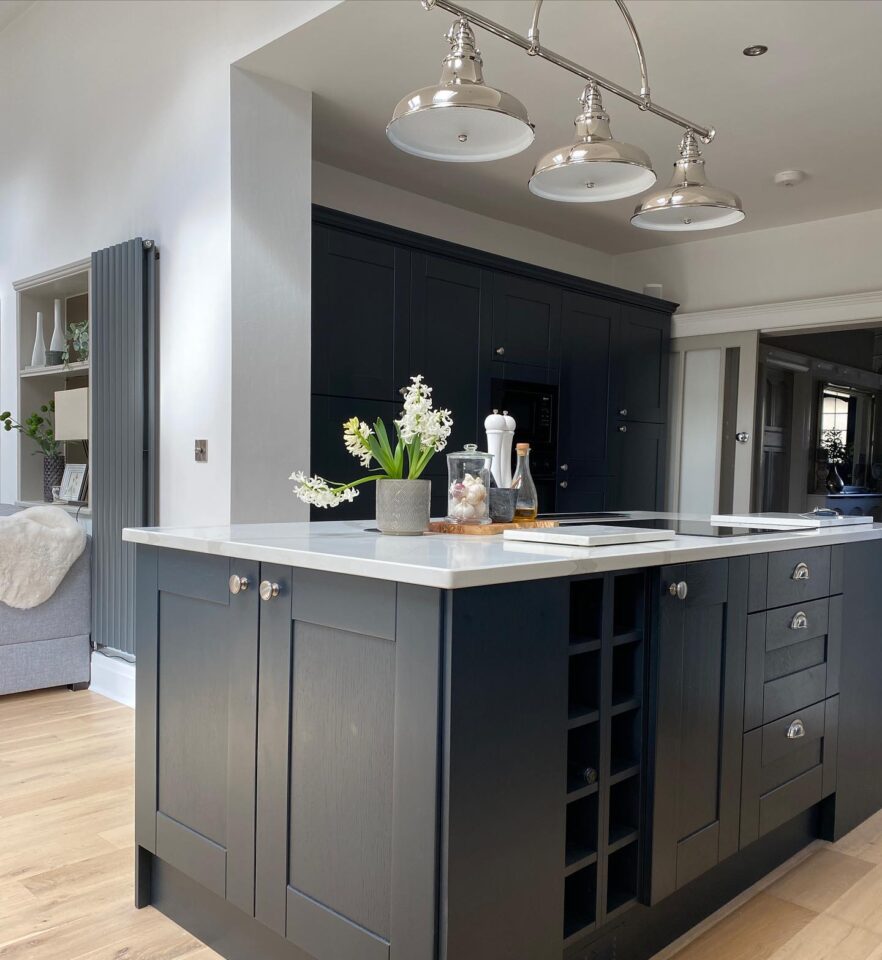 25+ Stylish Kitchen Cabinet Color Ideas for Any Home